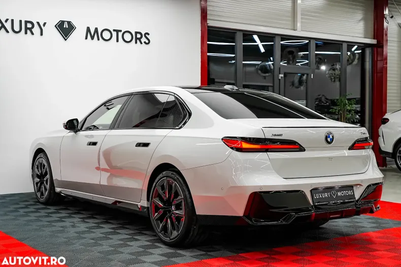 BMW Seria 7 din 2025 cu 20 km - oferta BMW153322 - foto 13