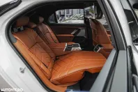 BMW Seria 7 din 2025 cu 20 km - oferta BMW153322 - foto 14