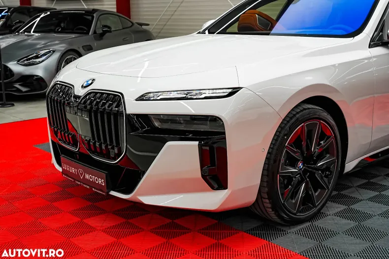 BMW Seria 7 din 2025 cu 20 km - oferta BMW153322 - foto 21