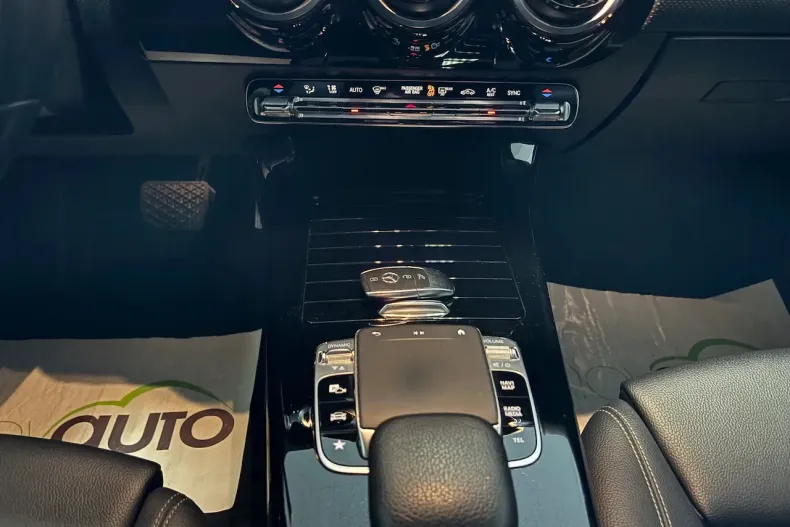 Mercedes-Benz CLA din 2020 cu 124.000 km - oferta MER153326 - foto 31