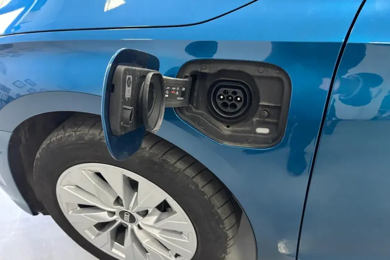 Audi A3 din 2022 cu 70.400 km - oferta AUD153328 - foto 9