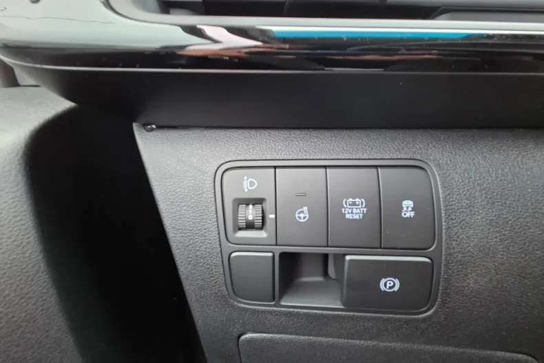 Hyundai STARIA din 2025 cu 10 km - oferta HYU153331 - foto 12