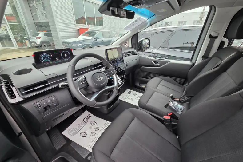 Hyundai STARIA din 2025 cu 10 km - oferta HYU153331 - foto 13