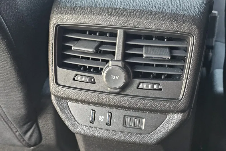 Peugeot 5008 din 2023 cu 161.500 km - oferta PEU153336 - foto 34