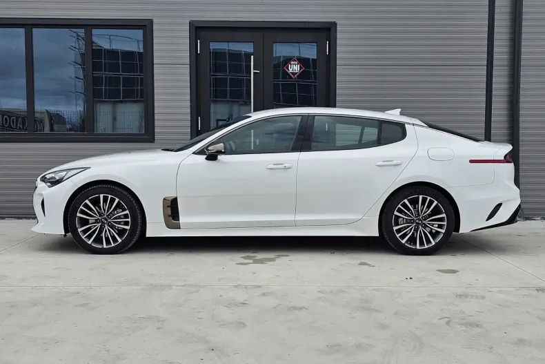Kia Stinger din 2019 cu 108.000 km - oferta KIA153337 - foto 9
