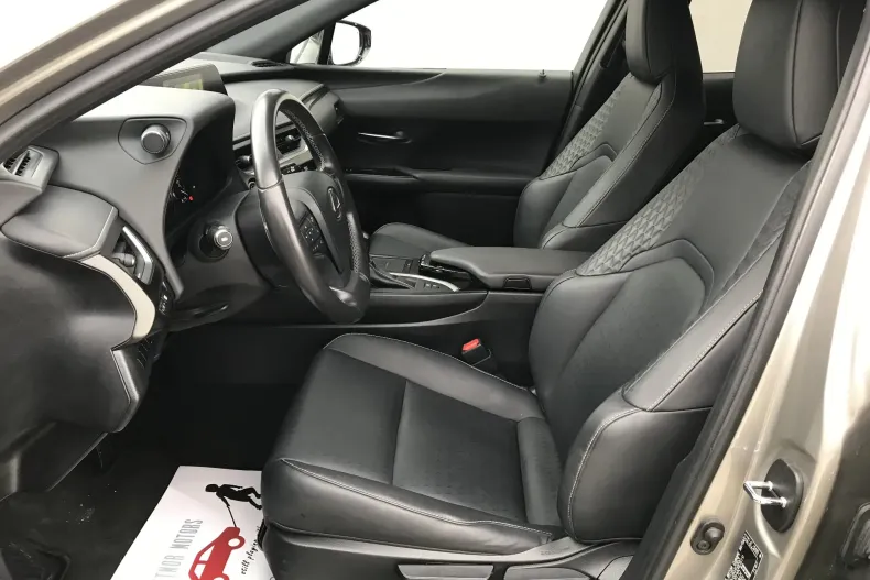 Lexus UX din 2021 cu 77.777 km - oferta LEX153342 - foto 13