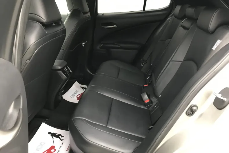 Lexus UX din 2021 cu 77.777 km - oferta LEX153342 - foto 14