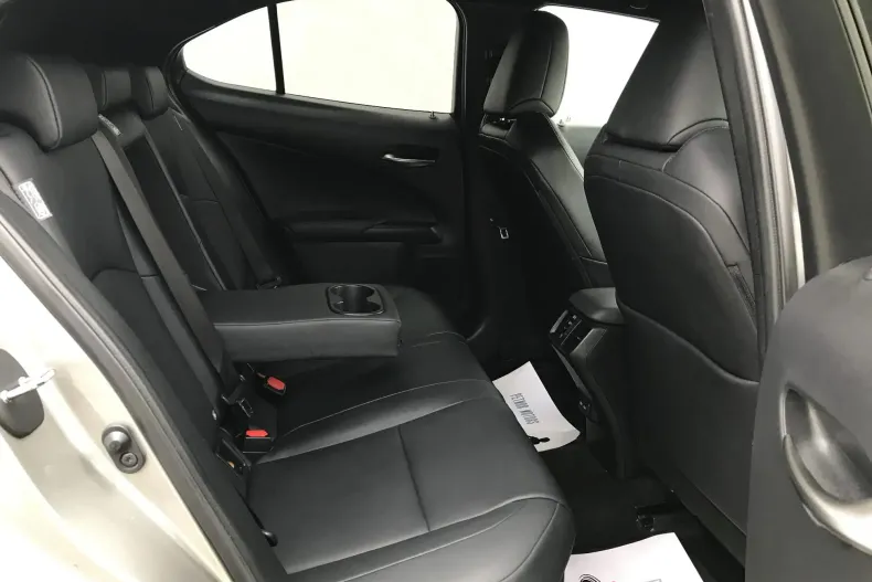 Lexus UX din 2021 cu 77.777 km - oferta LEX153342 - foto 15