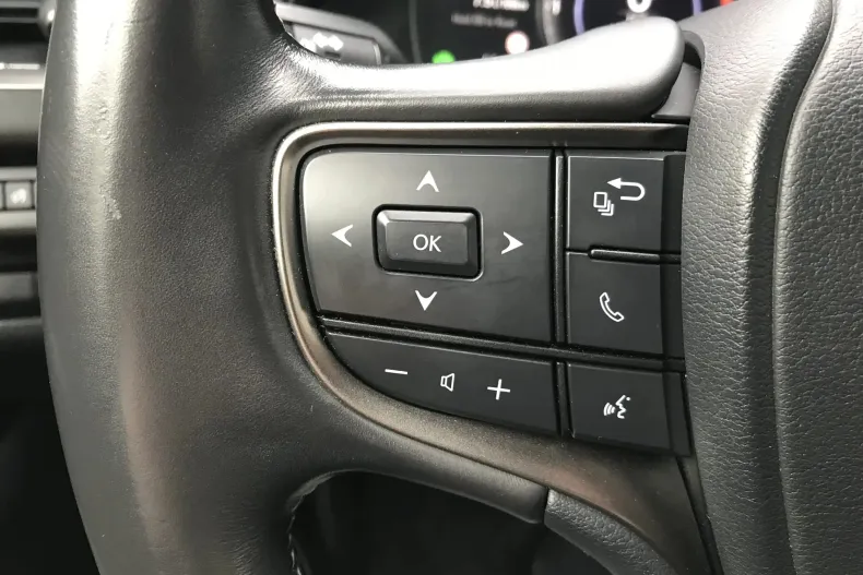 Lexus UX din 2021 cu 77.777 km - oferta LEX153342 - foto 18