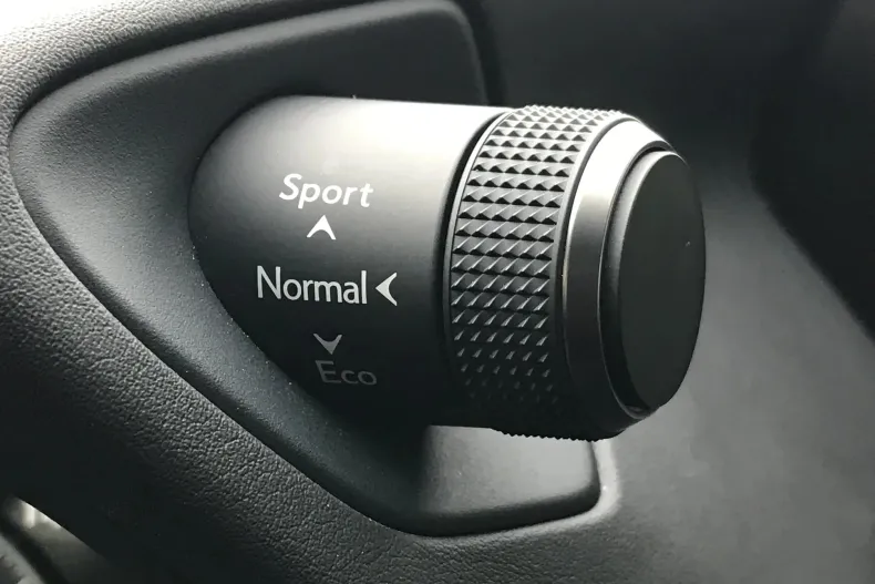 Lexus UX din 2021 cu 77.777 km - oferta LEX153342 - foto 24