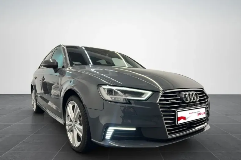 Audi A3 din 2020 cu 73.700 km - oferta AUD153345 - foto 2
