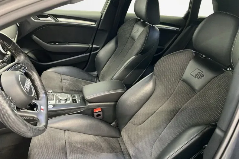 Audi A3 din 2020 cu 73.700 km - oferta AUD153345 - foto 17