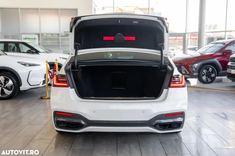 BMW Seria 7 din 2019 cu 117.000 km - oferta BMW153348 - foto 13