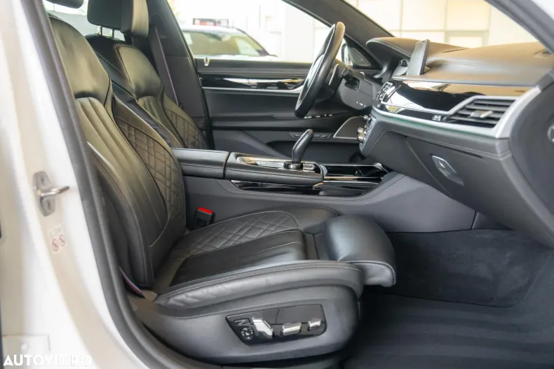 BMW Seria 7 din 2019 cu 117.000 km - oferta BMW153348 - foto 15