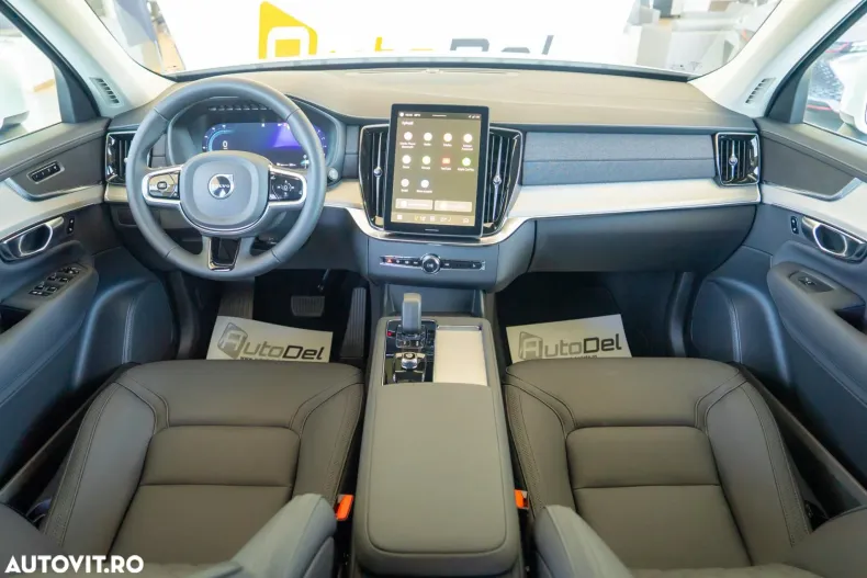 Volvo XC90 din 2025 cu 50 km - oferta VOL153352 - foto 9