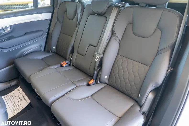 Volvo XC90 din 2025 cu 50 km - oferta VOL153352 - foto 20