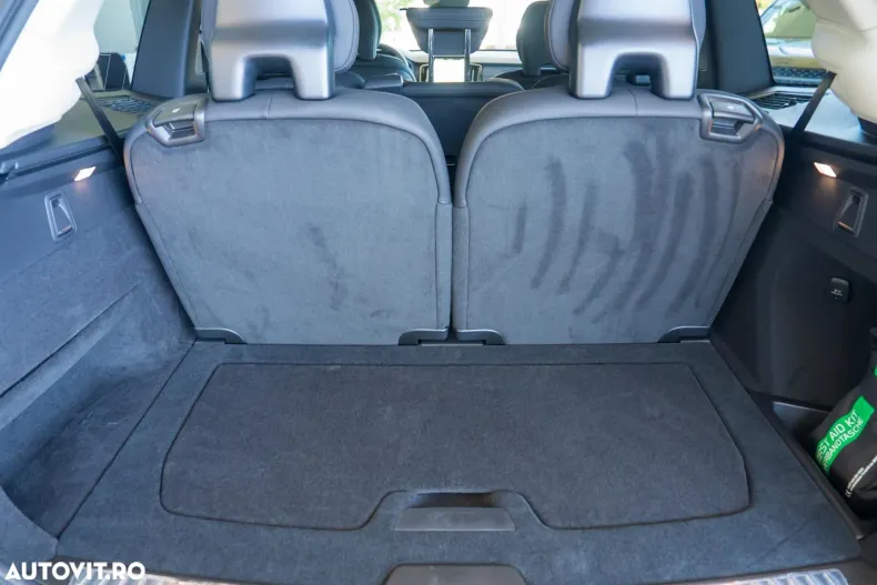 Volvo XC90 din 2025 cu 50 km - oferta VOL153352 - foto 24