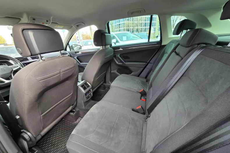 Volkswagen Tiguan din 2021 cu 99.250 km - oferta VOL153355 - foto 8