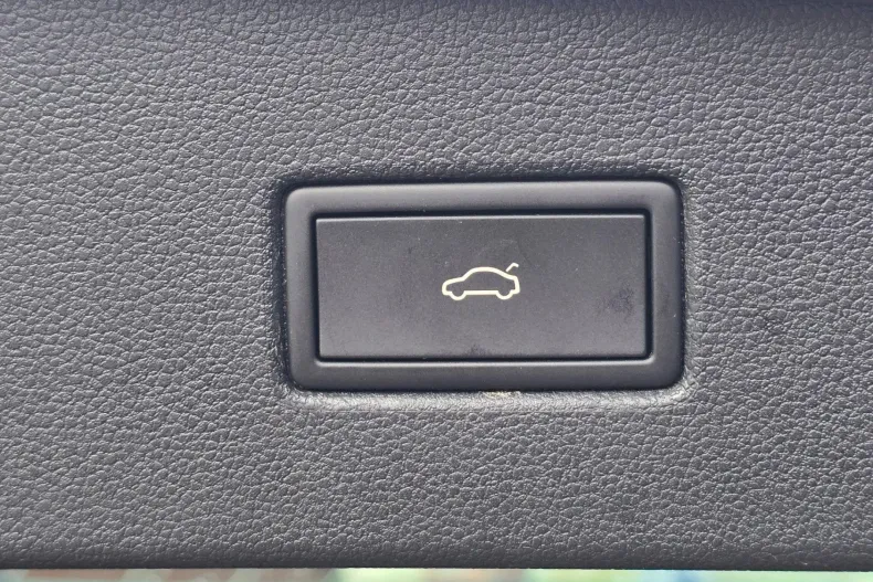 Volkswagen Tiguan din 2021 cu 99.250 km - oferta VOL153355 - foto 22