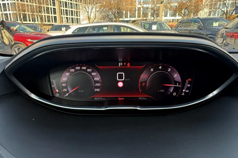 Peugeot 3008 din 2022 cu 90.070 km - oferta PEU153356 - foto 4