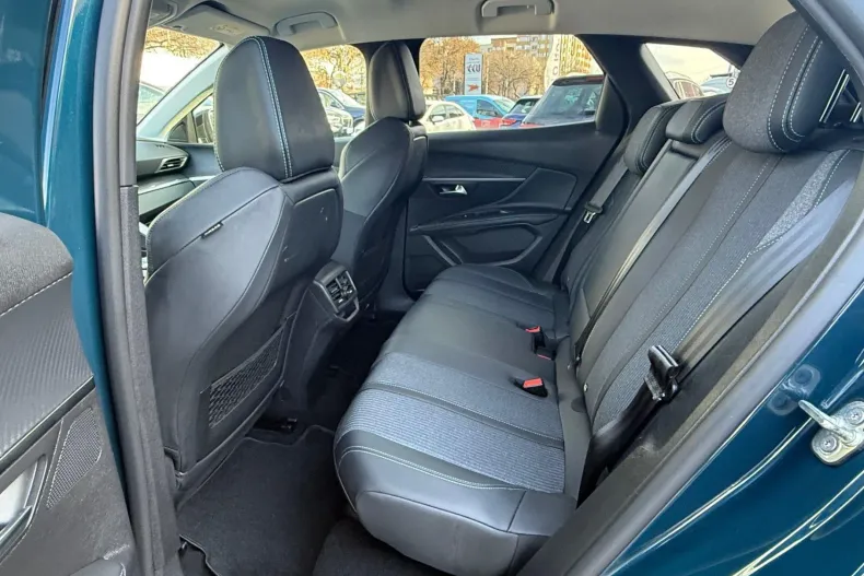 Peugeot 3008 din 2022 cu 90.070 km - oferta PEU153356 - foto 9