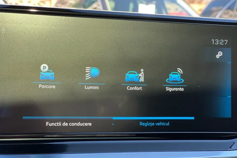 Peugeot 2008 din 2021 cu 48.000 km - oferta PEU153359 - foto 29