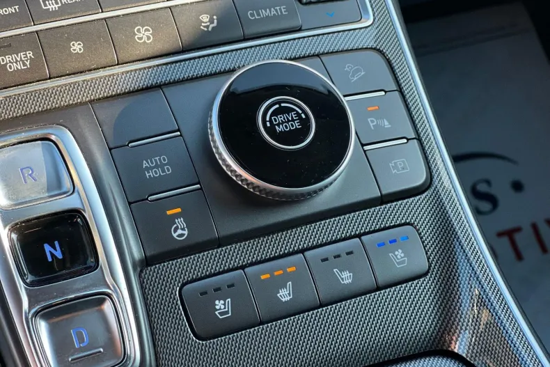 Hyundai SANTA FE din 2021 cu 68.000 km - oferta HYU153365 - foto 27