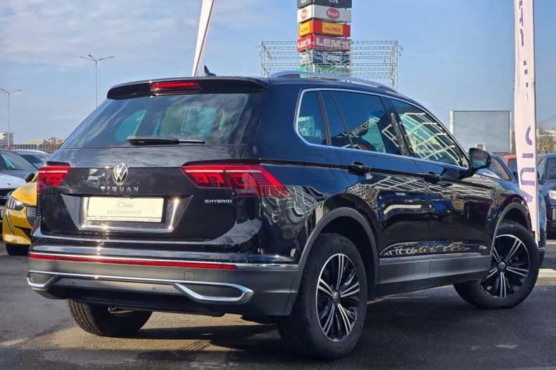 Volkswagen Tiguan din 2022 cu 59.345 km - oferta VOL153366 - foto 6