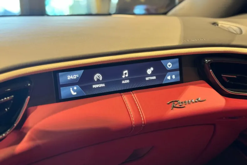 Ferrari Roma din 2023 cu 15.500 km - oferta FER153370 - foto 20