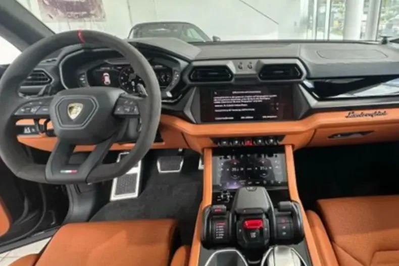 Lamborghini Urus din 2025 cu 1 km - oferta LAM153378 - foto 7