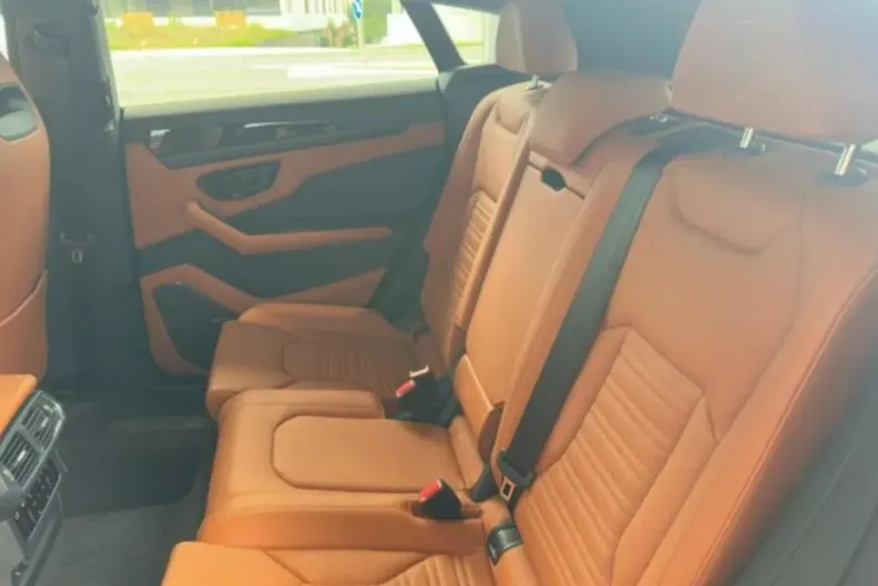 Lamborghini Urus din 2025 cu 1 km - oferta LAM153378 - foto 14