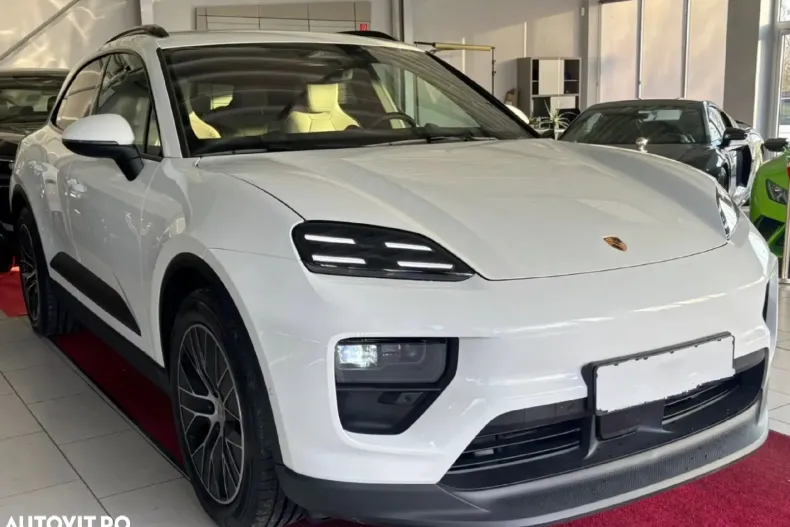Porsche Macan din 2025 cu 7.900 km - oferta POR153383 - foto 1