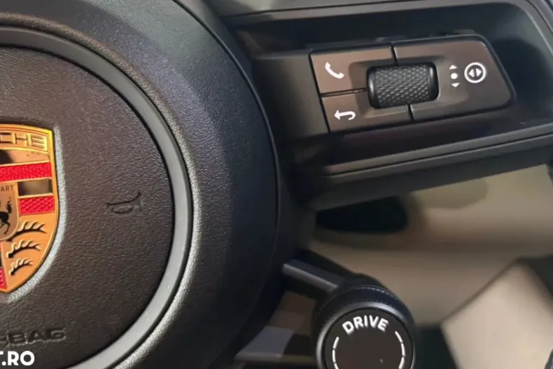 Porsche Macan din 2025 cu 7.900 km - oferta POR153383 - foto 7