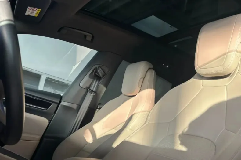 Porsche Macan din 2025 cu 7.900 km - oferta POR153383 - foto 8