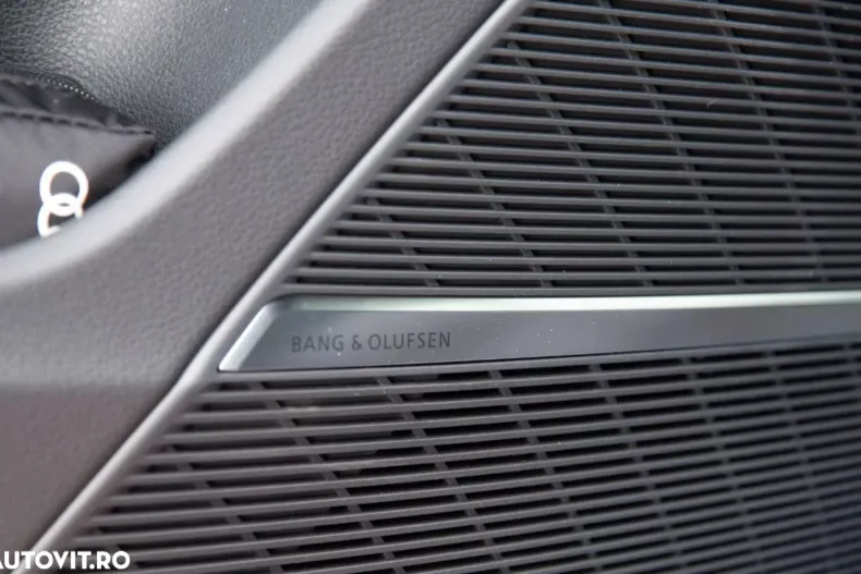 Audi Q8 din 2025 cu 50 km - oferta AUD153384 - foto 9