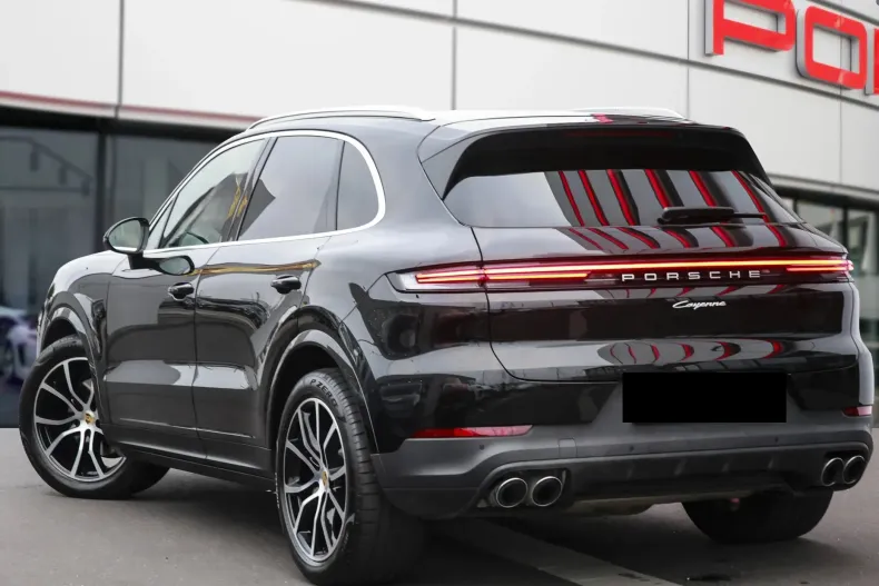 Porsche Cayenne din 2024 cu 17.803 km - oferta POR153387 - foto 3