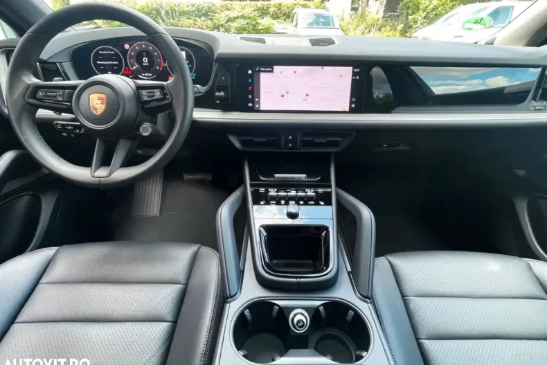 Porsche Cayenne din 2025 cu 6.899 km - oferta POR153388 - foto 4