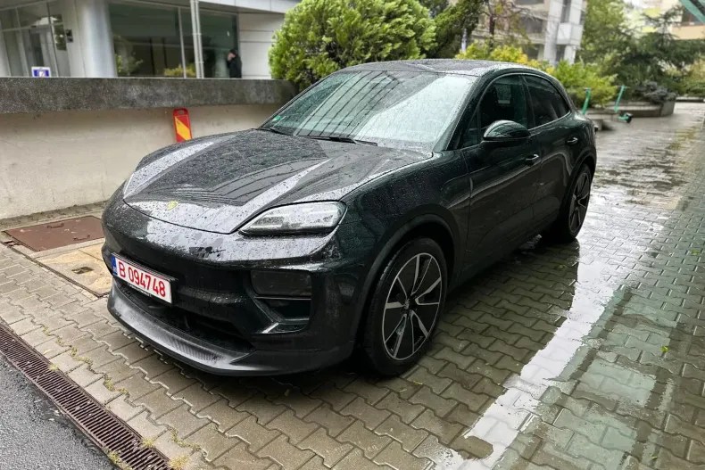 Porsche Macan din 2025 cu 9.111 km - oferta POR153390 - foto 15