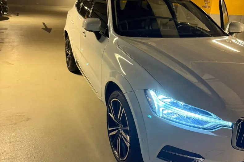 Volvo XC60 din 2020 cu 110.391 km - oferta VOL153391 - foto 2