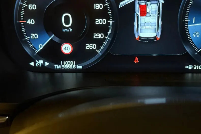 Volvo XC60 din 2020 cu 110.391 km - oferta VOL153391 - foto 7