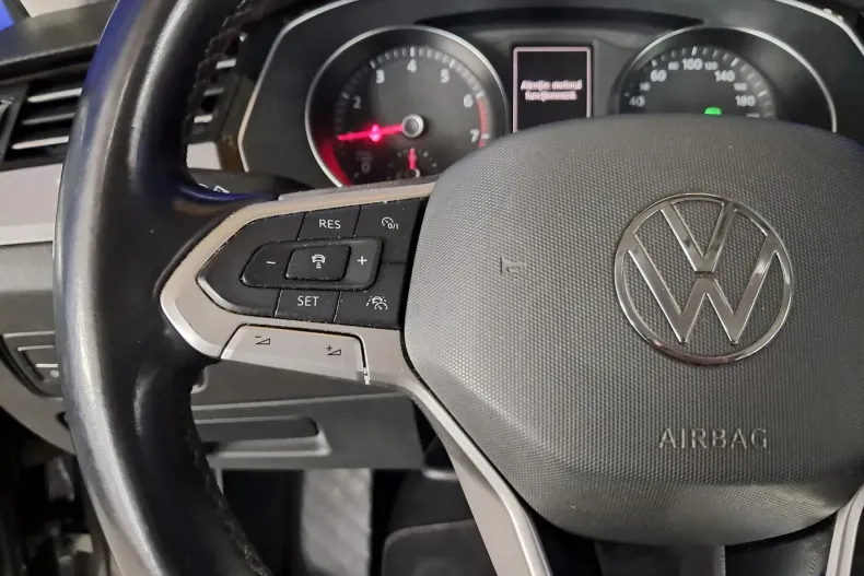 Volkswagen Passat din 2021 cu 123.985 km - oferta VOL153393 - foto 13