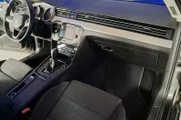 Volkswagen Passat din 2021 cu 123.985 km - oferta VOL153393 - foto 16