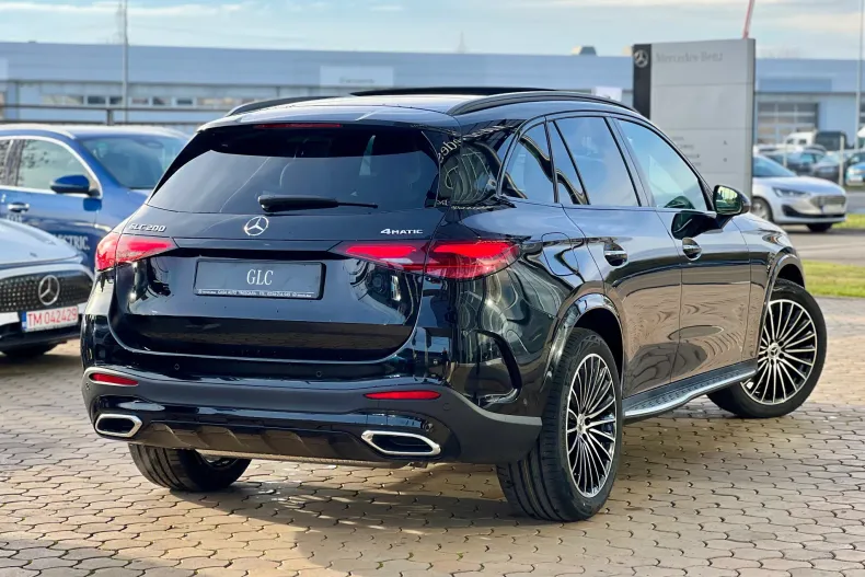 Mercedes-Benz GLC din 2025 cu 5 km - oferta MER153394 - foto 5