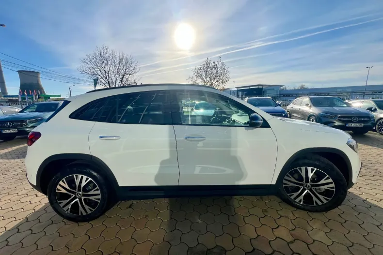 Mercedes-Benz GLA din 2025 cu 11 km - oferta MER153396 - foto 6