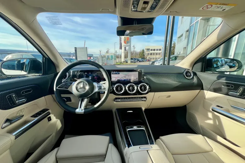 Mercedes-Benz GLA din 2025 cu 11 km - oferta MER153396 - foto 14