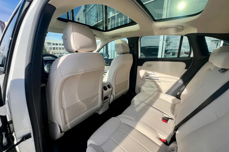 Mercedes-Benz GLA din 2025 cu 11 km - oferta MER153396 - foto 15