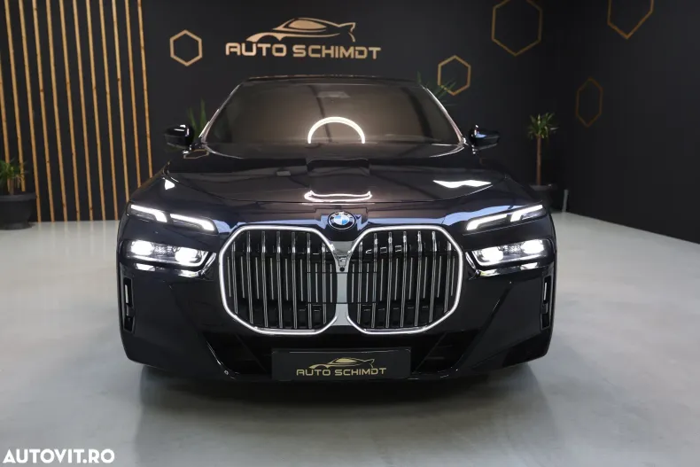 BMW Seria 7 din 2024 cu 34.000 km - oferta BMW153398 - foto 2