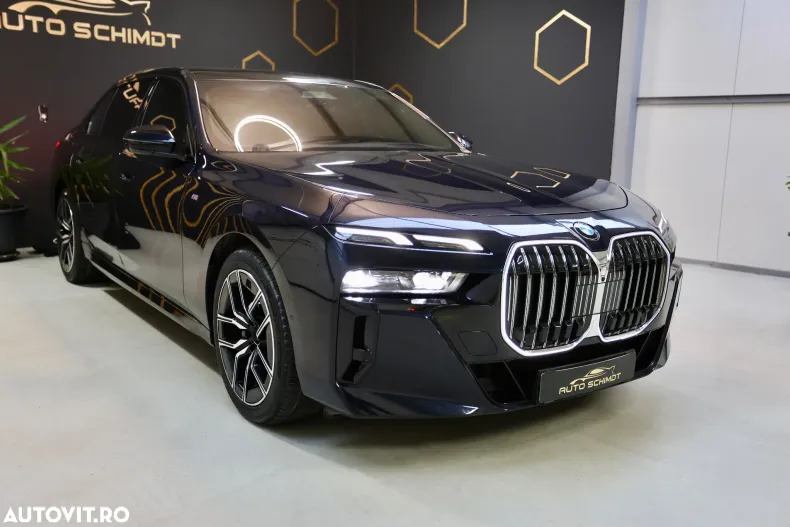 BMW Seria 7 din 2024 cu 34.000 km - oferta BMW153398 - foto 3