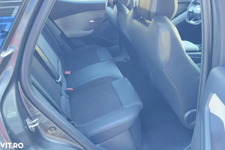 Ford Explorer din 2025 cu 1 km - oferta FOR153416 - foto 9