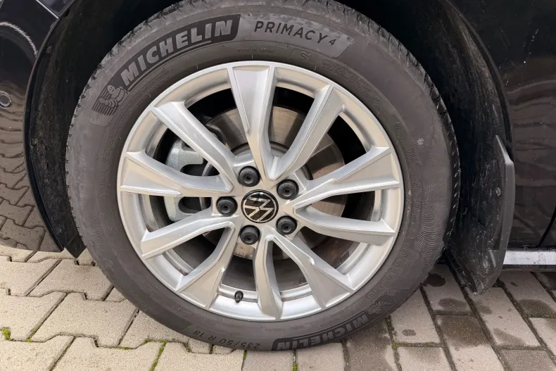 Volkswagen Multivan din 2023 cu 13.030 km - oferta VOL153424 - foto 13